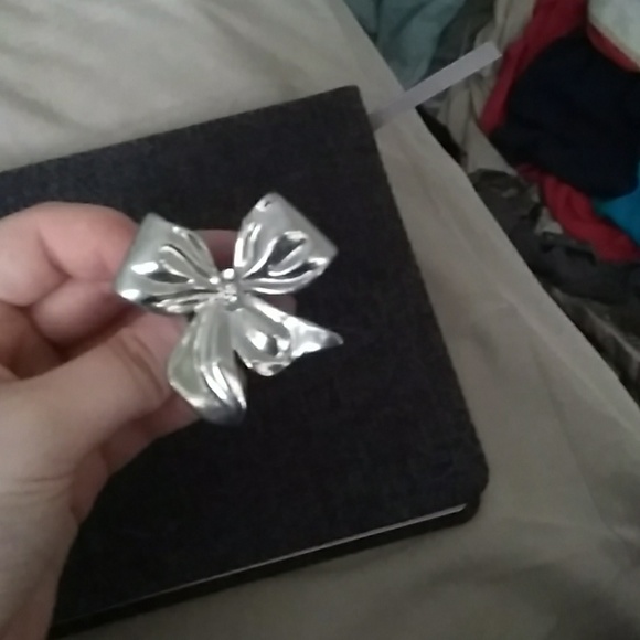 Four  rings - Picture 4 of 4